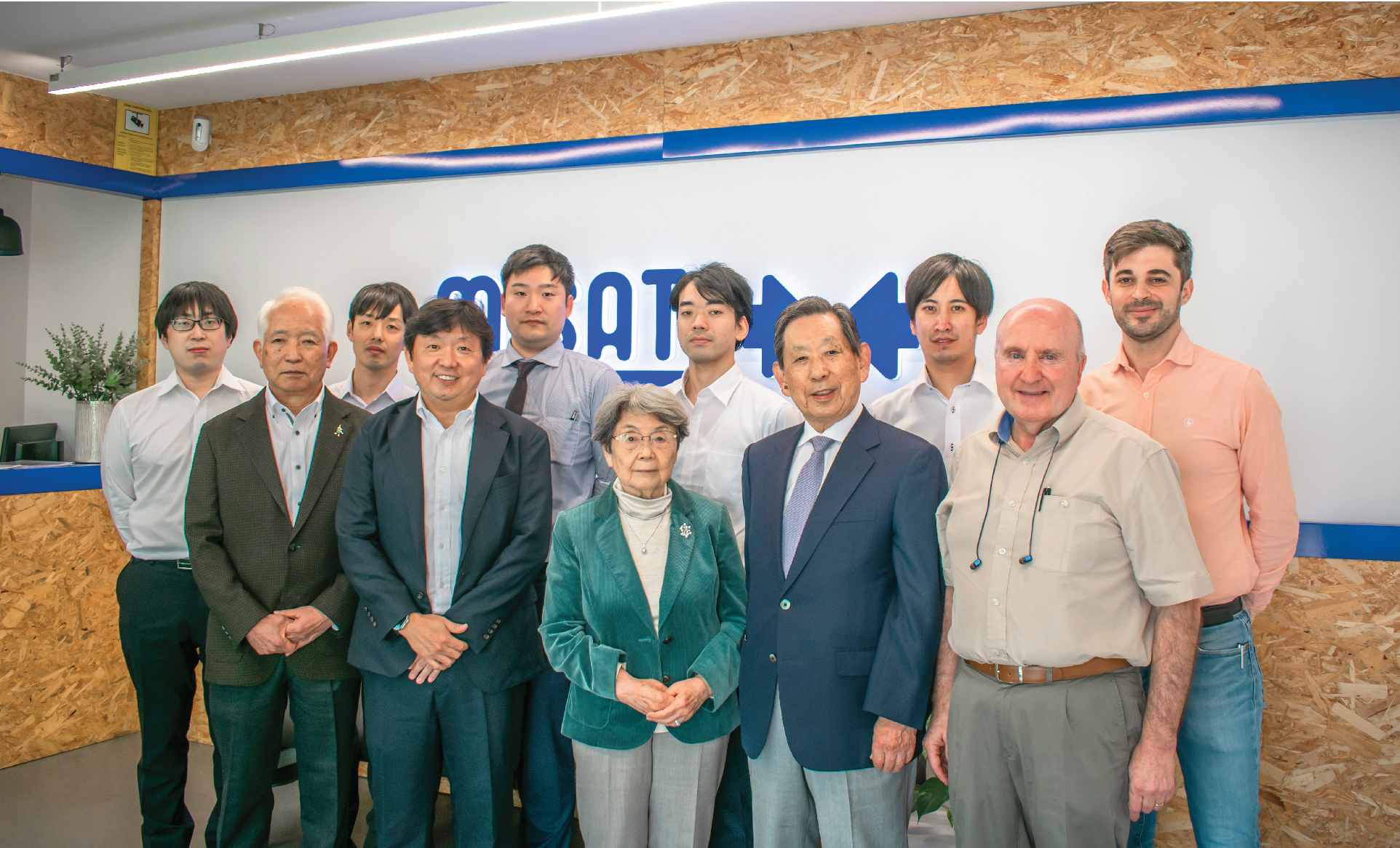 Shinohara Press Service zu Besuch in der Zentrale von Misati