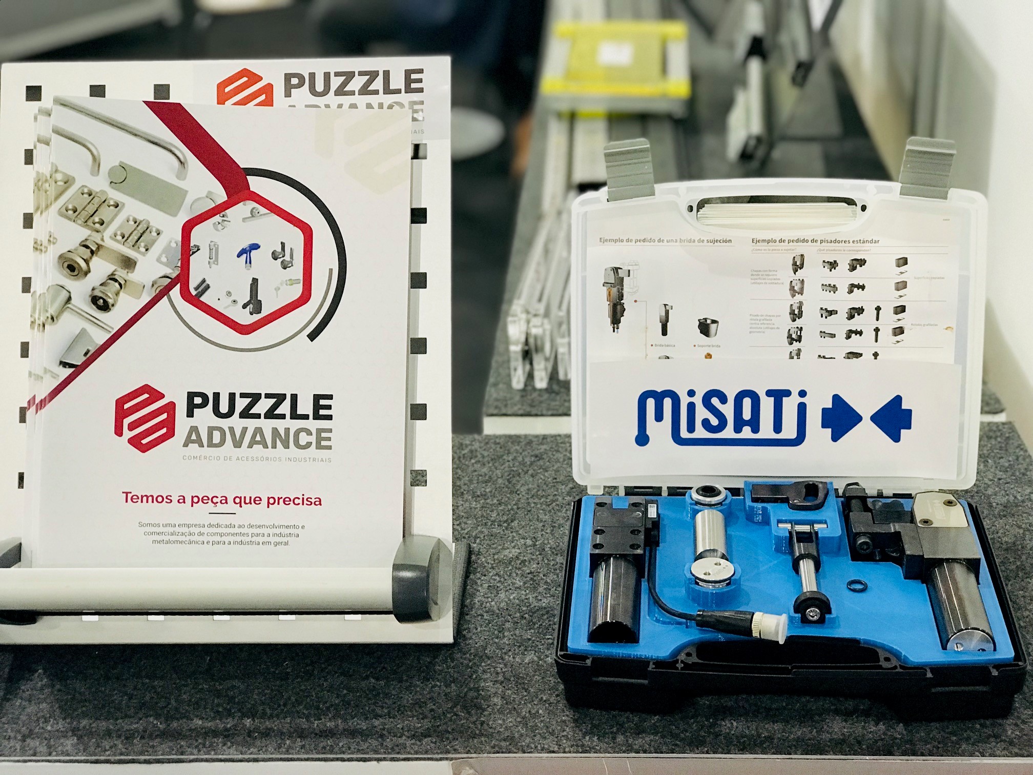 Puzzle Advance espone i gruppi di chiusura Misati durante EMAF